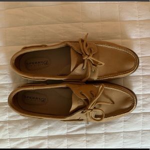 Women’s Sperrys Size 12